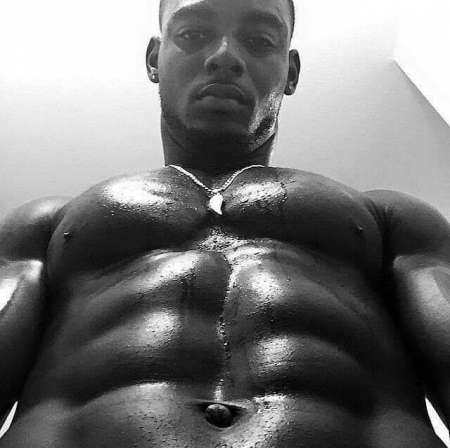 Homme viril et discret