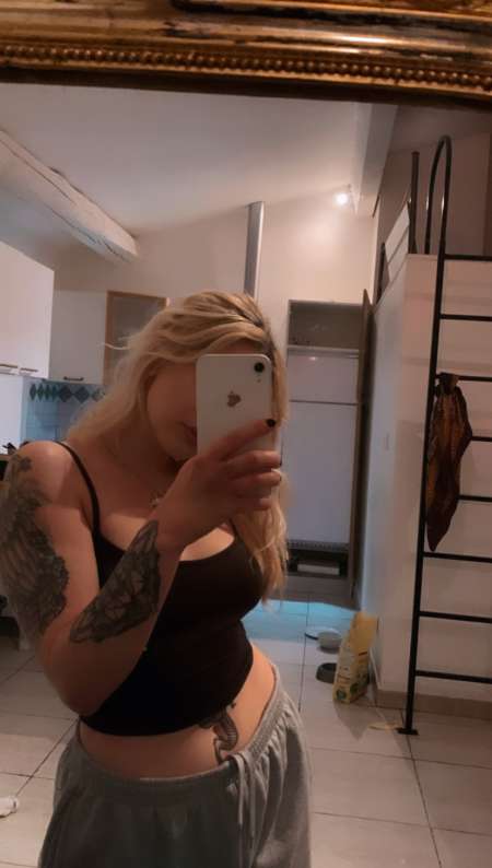 Maîtresse cherche soumis