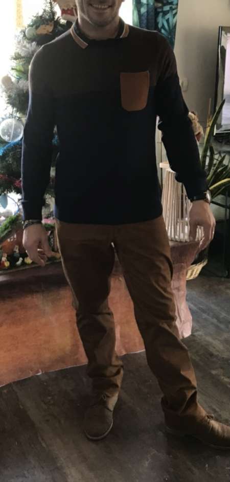 Homme libre à disposition pour femme