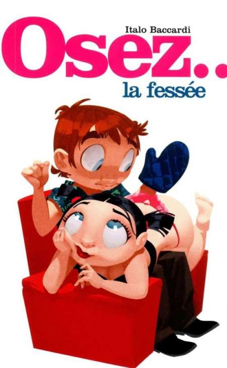 Sénior à la retraite donne fessée à une femme