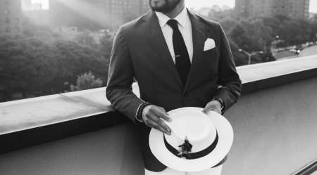 Escort Boy Attentionné Pour Femmes Matures