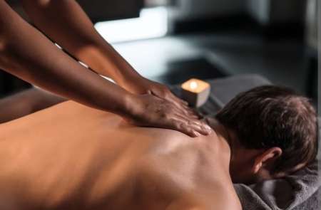  Spécialiste MASSAGE homme (je ne suis pas escorte)