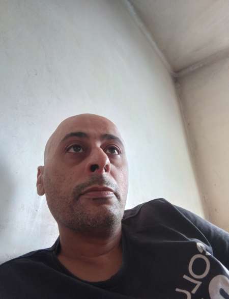 Homme cherche une étudiante black bbw, très ronde