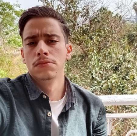 Jeune homme 30ans cherche femme agée