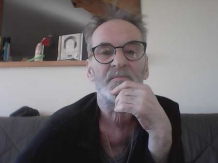 cherche masseuse