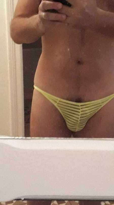 soumis cherche une dominatrice ou bien un couple