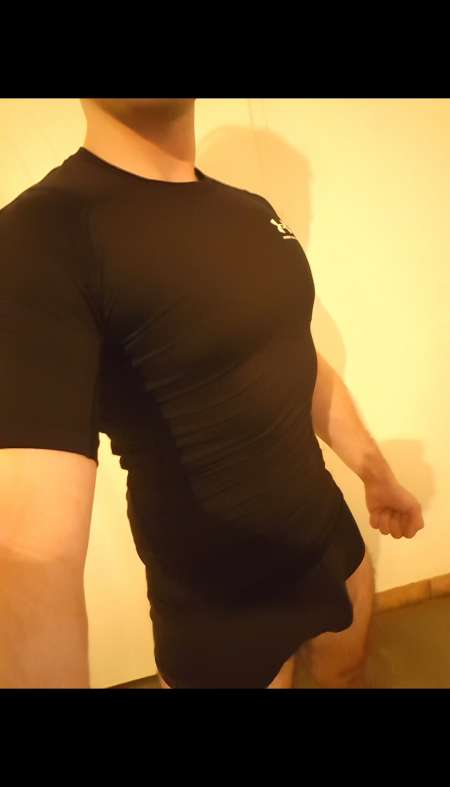 Paul Albi cherche plaisir avec femme