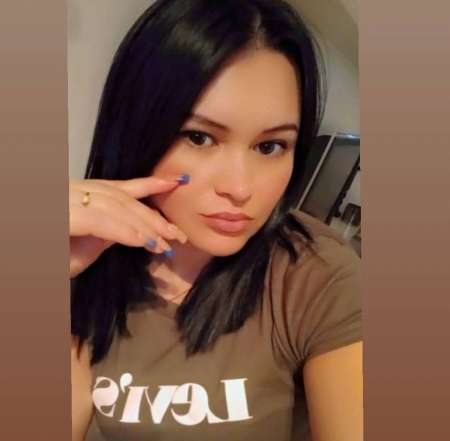 Salut courbevoie cest moi Samira belle brunette