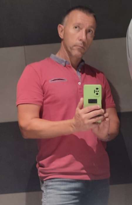 Rencontre femme jeune femme, trans, trav féminine
