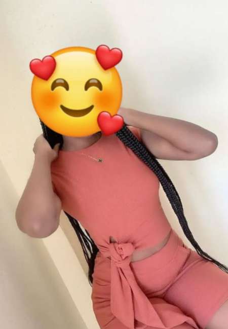 COQUINE AFRICAINE POUR MASSAGE ET RENCONTRE
