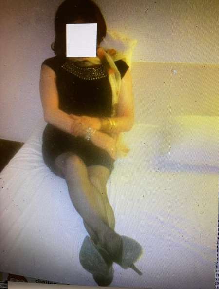 Jolie Beurette soumise