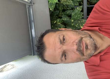 Recherche femme peu importe l’âge et le physique