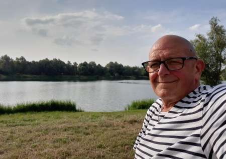 Donne plaisir a Madame en compagnie de Monsieur