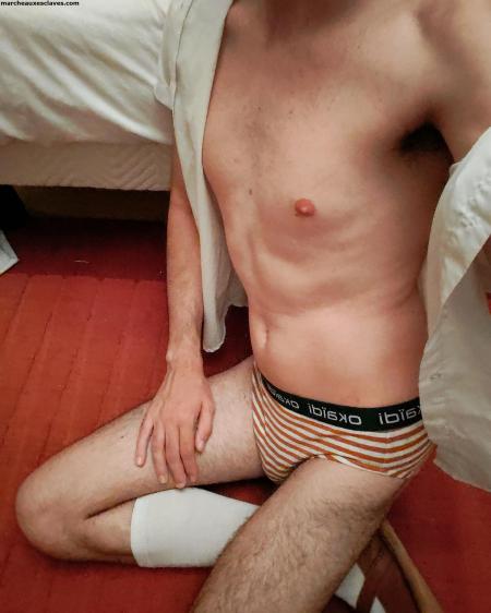 Cherche un(e) dominant(e)