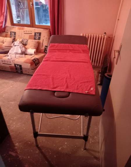 MASSAGE VISITE MEDICAL FEMME ET COUPLE