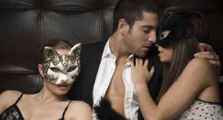 Couple sympa cherche femme bi pour moments à trois