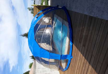 apres midi bronzing piscine pour femme et couple