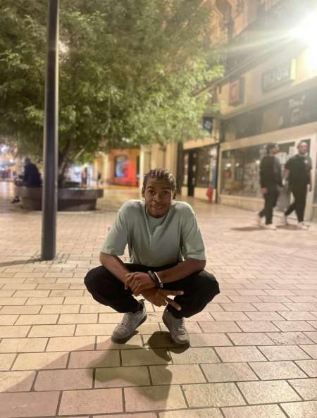 Homme cherche femmes