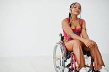 POUR PERSONNE A MOBILITÉ RÉDUITE FEMME