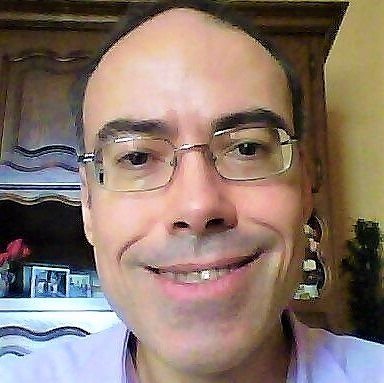 Je suis célibataire merci.