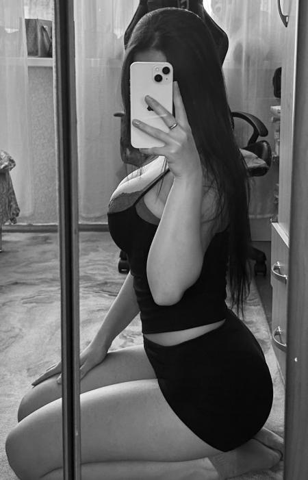 Femme sans prise de tête disponible