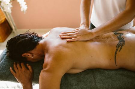 Massage bien-être et sensuel réservé aux femmes